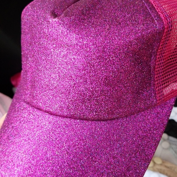 NEW Pink Blingy high CC pony tail hat! - Picture 2 of 4
